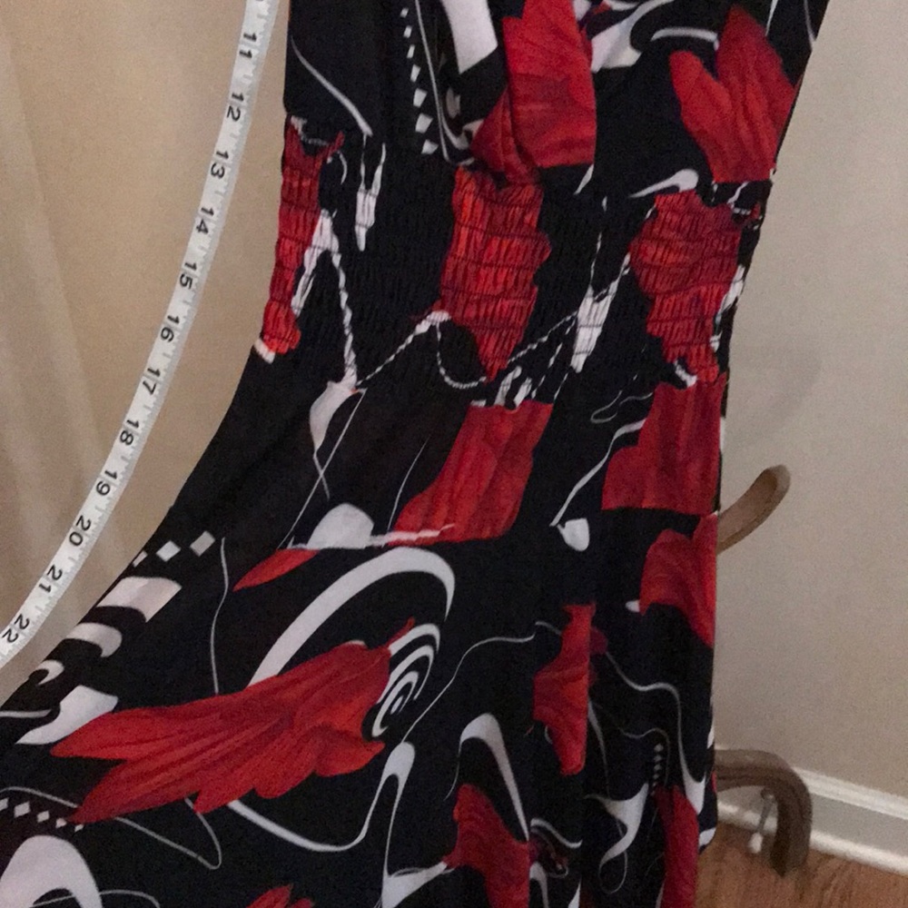 Dress - Picture 3 of 5